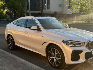 2022 BMW X6 30d III (G06), белый, 10590000 рублей, вид 2