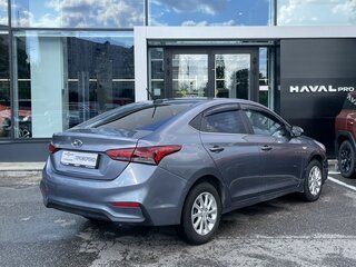 2019 Hyundai Solaris II, серый, 849000 рублей, вид 5