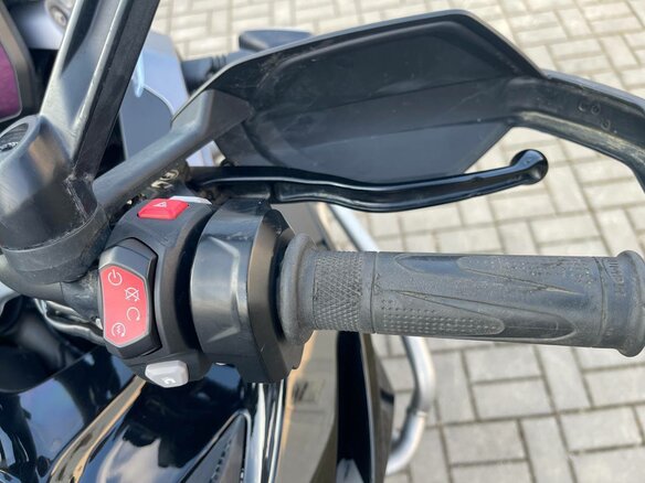 2023 Triumph Tiger 1200, серый - вид 21