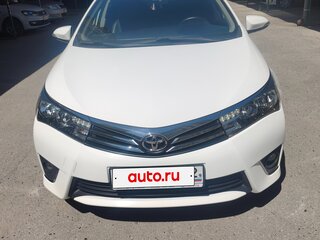 2013 Toyota Corolla XI (E160, E170, E180), белый, 1500000 рублей, вид 1
