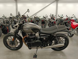 2020 Triumph Street Twin, зелёный, 780000 рублей, вид 4