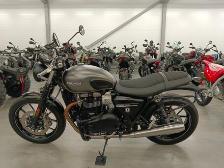2020 Triumph Street Twin, зелёный, 780000 рублей, вид 4