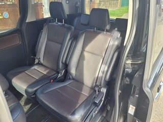 2015 Toyota Esquire I, чёрный, 1400000 рублей, вид 3