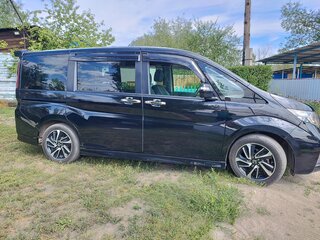 2015 Honda Stepwgn Spada V, чёрный, 1650000 рублей, вид 2