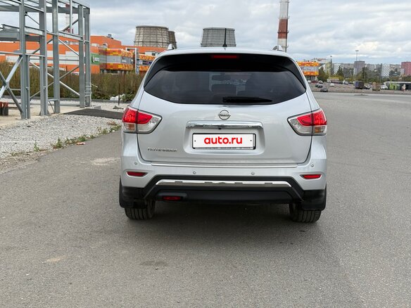 2014 Nissan Pathfinder IV, серебристый, 1690000 рублей - вид 5
