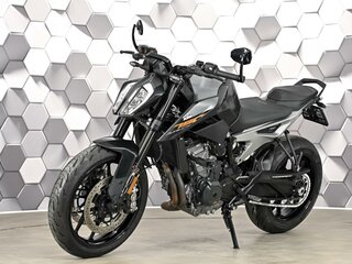 2018 KTM 790 Duke, чёрный, 695000 рублей, вид 2