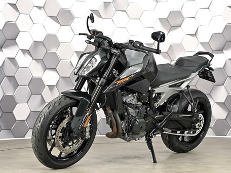 2018 KTM 790 Duke, чёрный, 695000 рублей, вид 2