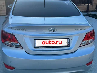 2013 Hyundai Solaris I, серебристый, 1000000 рублей, вид 2