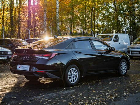 2021 Hyundai Elantra VII (CN7), чёрный, 1640000 рублей, вид 2