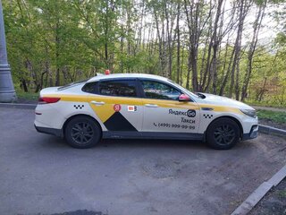 2019 Kia Optima IV Рестайлинг, белый, 780000 рублей, вид 3
