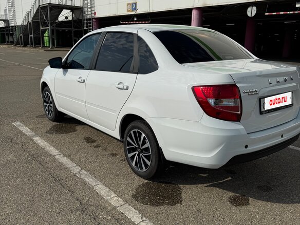 2024 Lada (ВАЗ) Granta I Рестайлинг, белый, 1049000 рублей - вид 5