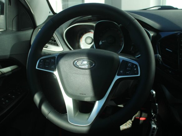 2018 Lada (ВАЗ) Vesta I, чёрный, 850000 рублей - вид 16