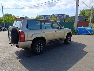 2005 Nissan Safari V (Y61), золотистый, 3820000 рублей, вид 4