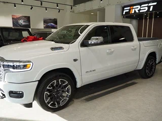 2026 Ram 1500 Crew Cab eTorque V Рестайлинг, белый, 11299999 рублей, вид 3