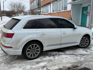 2015 Audi Q7 II (4M), белый, 3000000 рублей, вид 2