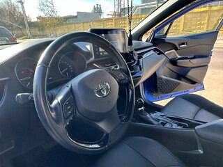 2017 Toyota C-HR I, синий, 2380000 рублей, вид 5