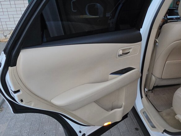 2013 Lexus RX 270 III Рестайлинг, белый, 2399000 рублей - вид 16