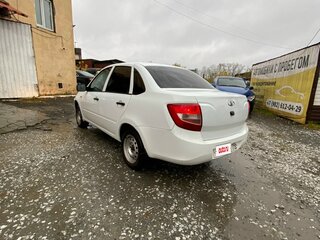 2012 Lada (ВАЗ) Granta I, белый, 249000 рублей, вид 3