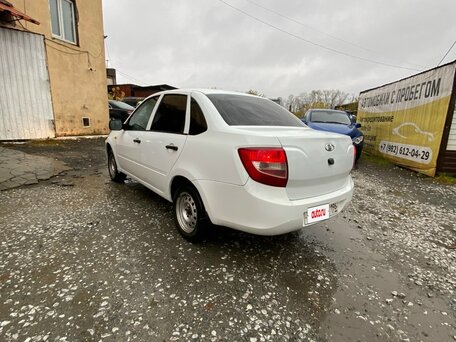 2012 Lada (ВАЗ) Granta I, белый, 249000 рублей, вид 3