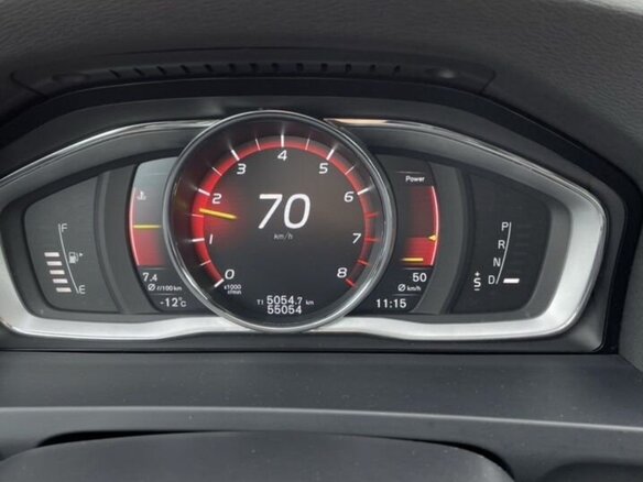 2018 Volvo S60 II Рестайлинг, белый, 2000000 рублей - вид 11