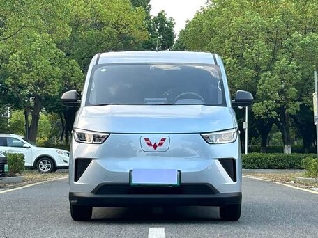 2026 Wuling Yangguang, голубой, 1690000 рублей, вид 2
