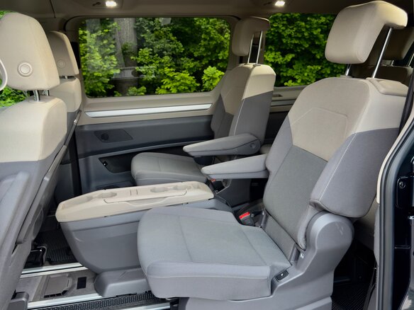 2022 Volkswagen Multivan T7, синий, 5000000 рублей - вид 29