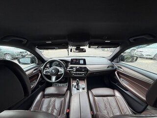 2018 BMW 5 серии 530d xDrive VII (G30/G31/G38), чёрный, 3340000 рублей, вид 5