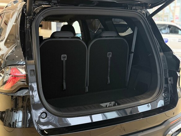 2026 Geely Okavango I Рестайлинг, чёрный, 4085990 рублей - вид 5