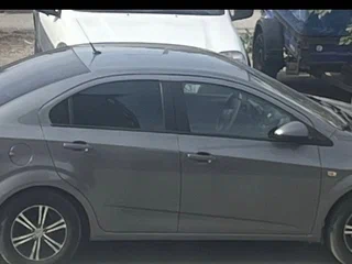 2013 Chevrolet Aveo II, серый, 685000 рублей, вид 2