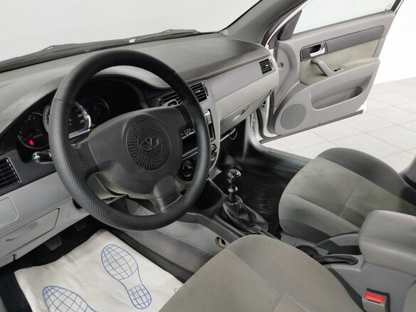 2014 Daewoo Gentra II, белый, 490000 рублей - вид 17