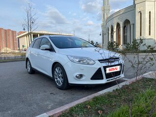 2013 Ford Focus III, белый, 595000 рублей, вид 3