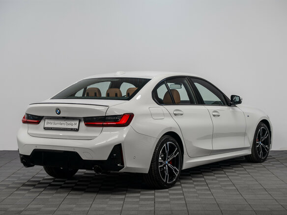 2026 BMW 3 серии 320d xDrive VII (G2x) Рестайлинг 2, белый, 9320000 рублей - вид 1