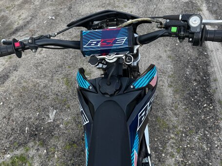 2022 BSE Z1, чёрный, 100000 рублей, вид 5