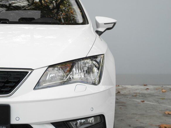 2020 SEAT Leon III Рестайлинг, белый, 2049000 рублей - вид 5