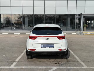 2018 Kia Sportage IV, белый, 1699000 рублей, вид 4