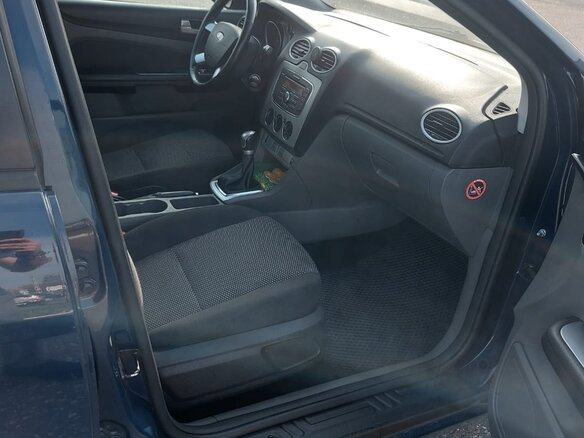 2010 Ford Focus II Рестайлинг, синий, 590000 рублей - вид 5