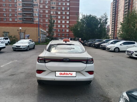 2023 JAC J7 I, белый - вид 2