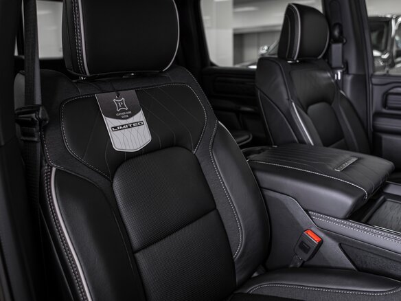 2026 Ram 1500 Crew Cab V Рестайлинг, чёрный, 9650000 рублей - вид 14