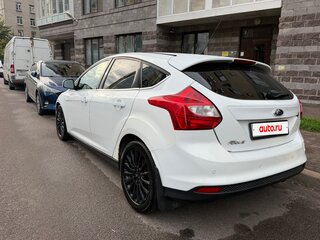 2012 Ford Focus III, белый, 650000 рублей, вид 5