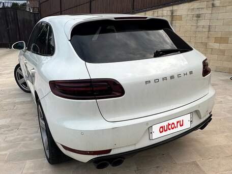 2015 Porsche Macan Turbo I, белый, 5000000 рублей, вид 2