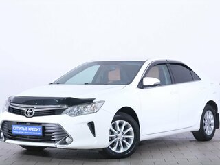 2016 Toyota Camry VII (XV50) Рестайлинг, белый, 1999000 рублей, вид 3