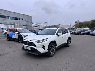 2019 Toyota RAV4 V (XA50), белый, 2899000 рублей, вид 1