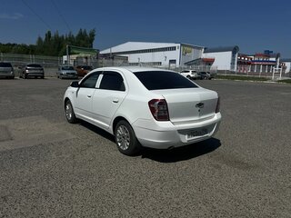 2020 Chevrolet Cobalt II Рестайлинг, белый, 770000 рублей, вид 3