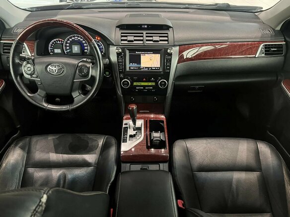 2012 Toyota Camry VII (XV50), чёрный, 1495000 рублей - вид 13
