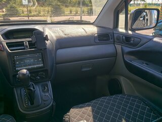 1998 Mitsubishi Space Wagon II, зелёный, 350000 рублей, вид 4