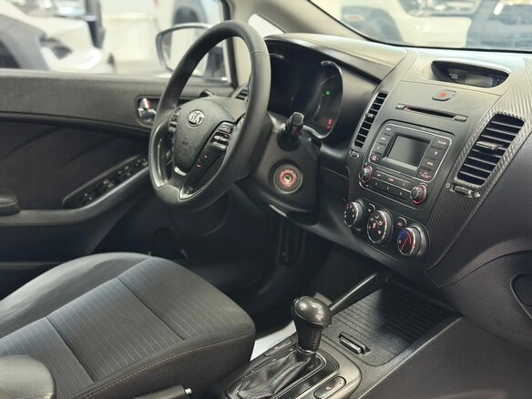 2015 Kia Cerato III, белый, 1170000 рублей - вид 10