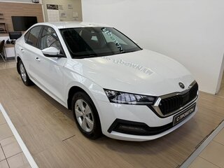2021 Skoda Octavia IV (A8), белый, 2259000 рублей, вид 2