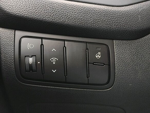 2018 Kia Ceed II Рестайлинг, белый, 1359000 рублей - вид 13