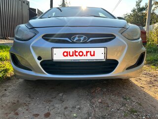 2013 Hyundai Solaris I, серебристый, 550000 рублей, вид 5