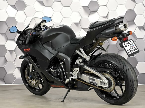 2014 Honda CBR 600RR, чёрный, 749000 рублей - вид 7